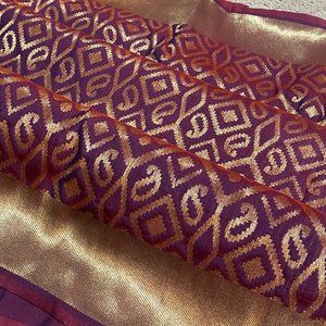 Banarasi silk sari in Onion Purple